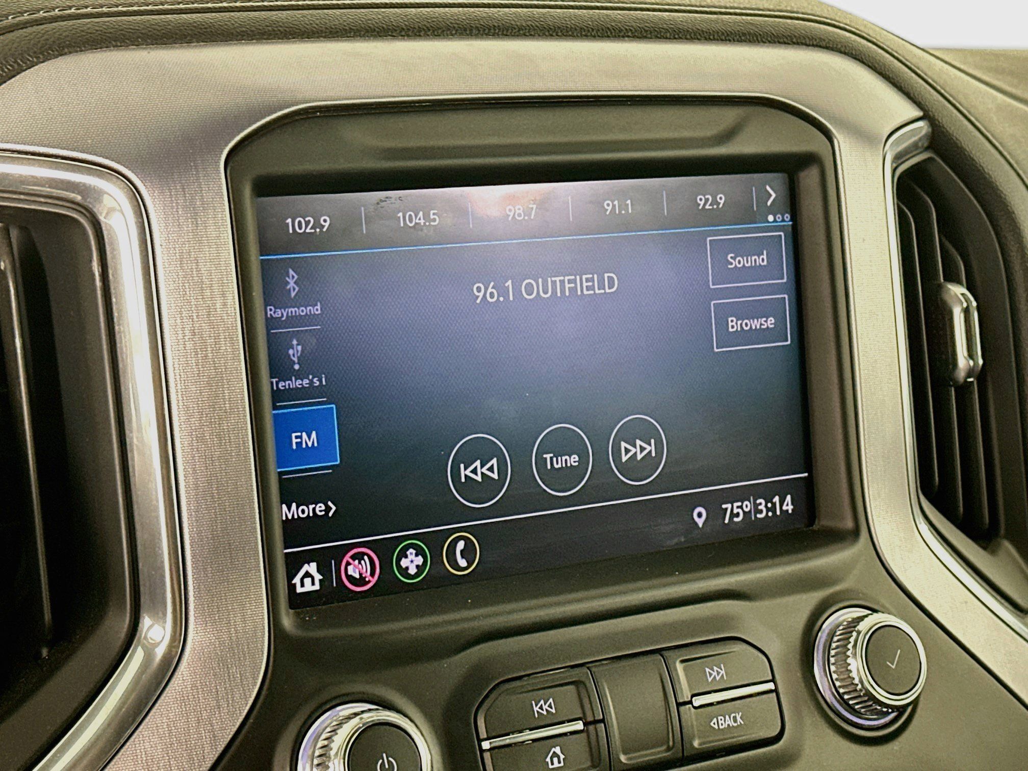 Used 2019 GMC Sierra 1500 SLE w/ SLE Value Package AWD/4WD image 21
