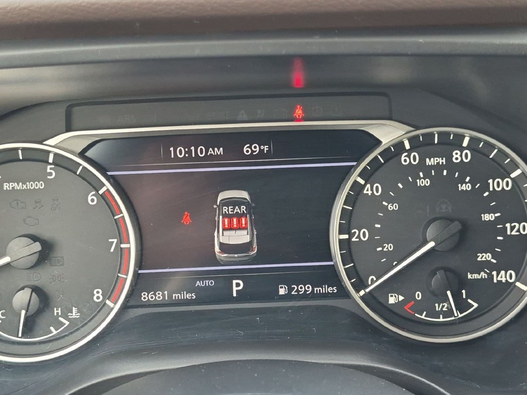 Used 2023 Nissan Rogue SV AWD/4WD image 13
