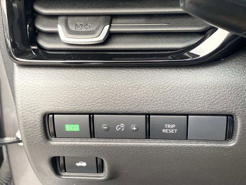 Used 2024 Nissan Sentra SV image 21