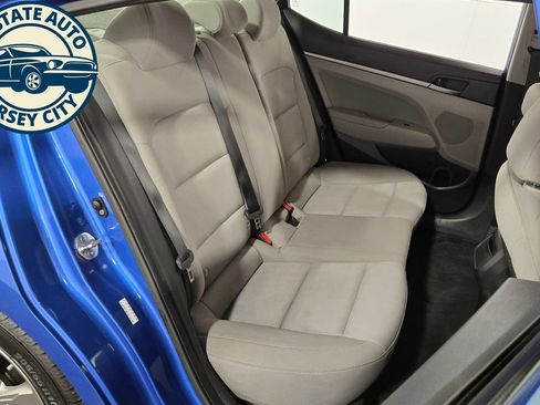 Used 2018 Hyundai Elantra SEL FWD image 33