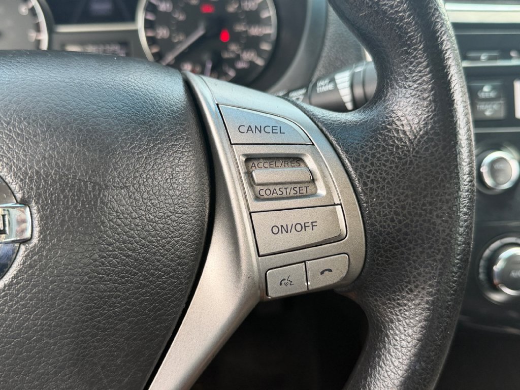 Used 2013 Nissan Altima 2.5 S FWD image 20