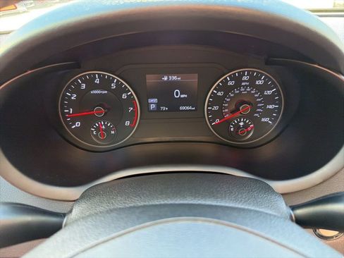 Used 2019 Kia Stinger Base image 30