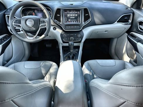 Used 2021 Jeep Cherokee Latitude Lux w/ Sun & Sound Group image 20