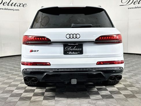 Used 2023 Audi SQ7 Prestige w/ Prestige Package AWD/4WD image 5
