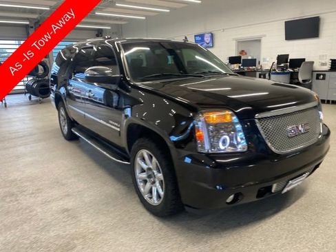 Used 2010 GMC Yukon XL Denali AWD/4WD image 3