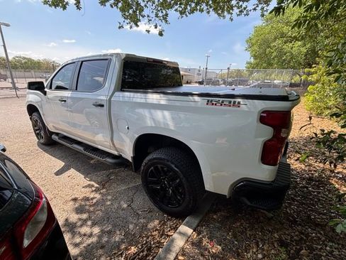 Used 2025 Chevrolet Silverado 1500 Custom Trail Boss AWD/4WD image 9