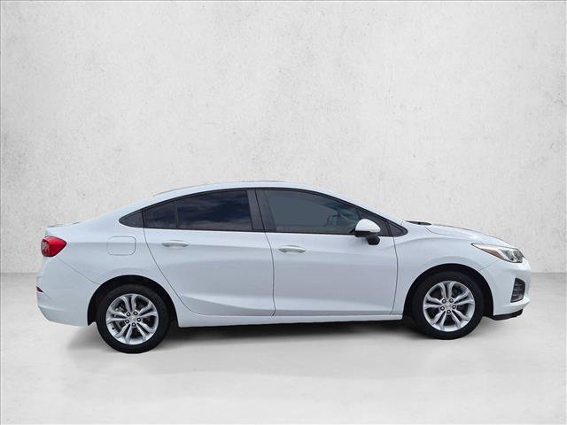 Used 2019 Chevrolet Cruze LS w/ LS Convenience Package FWD image 4