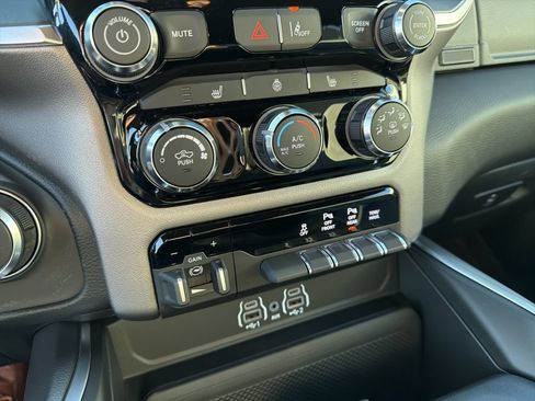 New 2026 RAM 1500 Big Horn AWD/4WD image 35