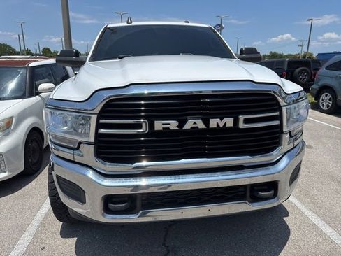 Used 2019 RAM 2500 Big Horn AWD/4WD image 2