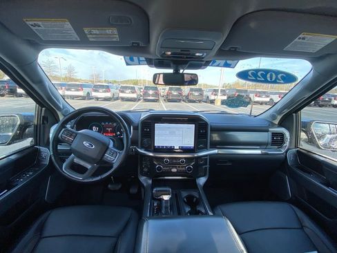 Certified 2022 Ford F150 Lariat w/ Equipment Group 502A High image 25