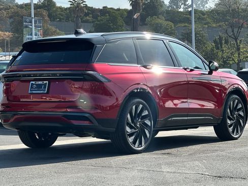 New 2026 Lincoln Nautilus Reserve w/ Jet Appearance Package image 3