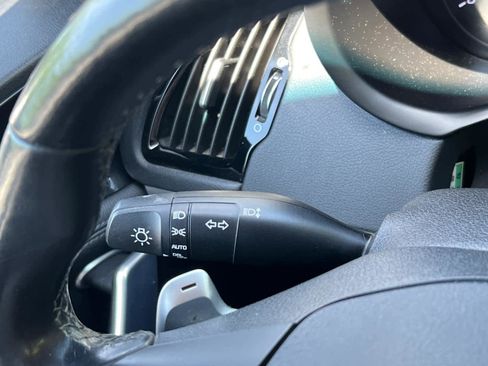Used 2019 Kia Stinger AWD/4WD image 20