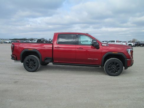New 2026 GMC Sierra 2500 AT4 w/ AT4 Premium Plus Package image 3