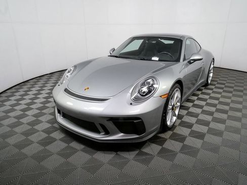 Certified 2018 Porsche 911 GT3 image 1