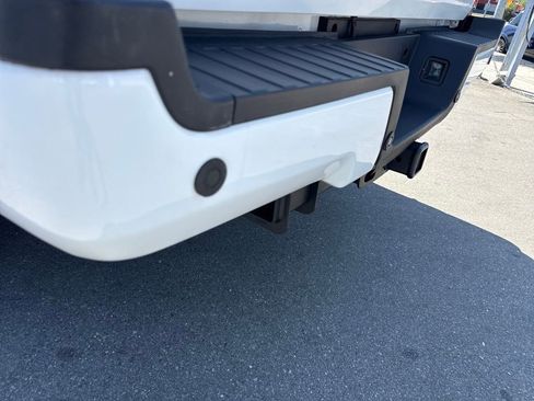 Used 2018 Ford F250 XL w/ Power Equipment Group RWD image 7