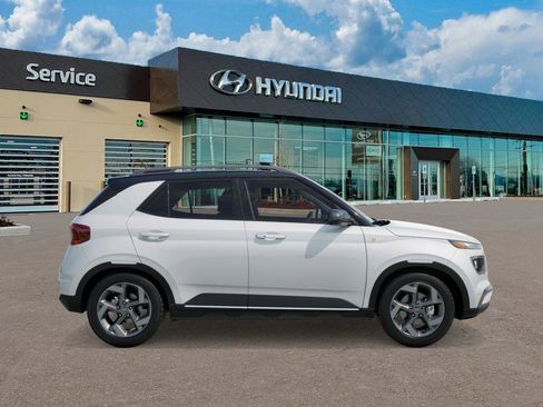 New 2026 Hyundai Venue SEL image 7
