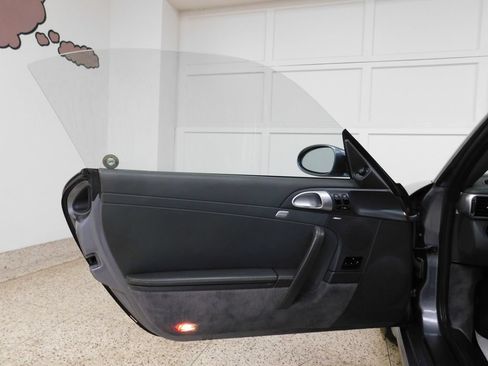Used 2006 Porsche 911 Carrera S RWD image 24
