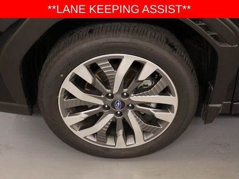 Used 2025 Subaru Forester Touring w/ Popular Package - Touring image 6