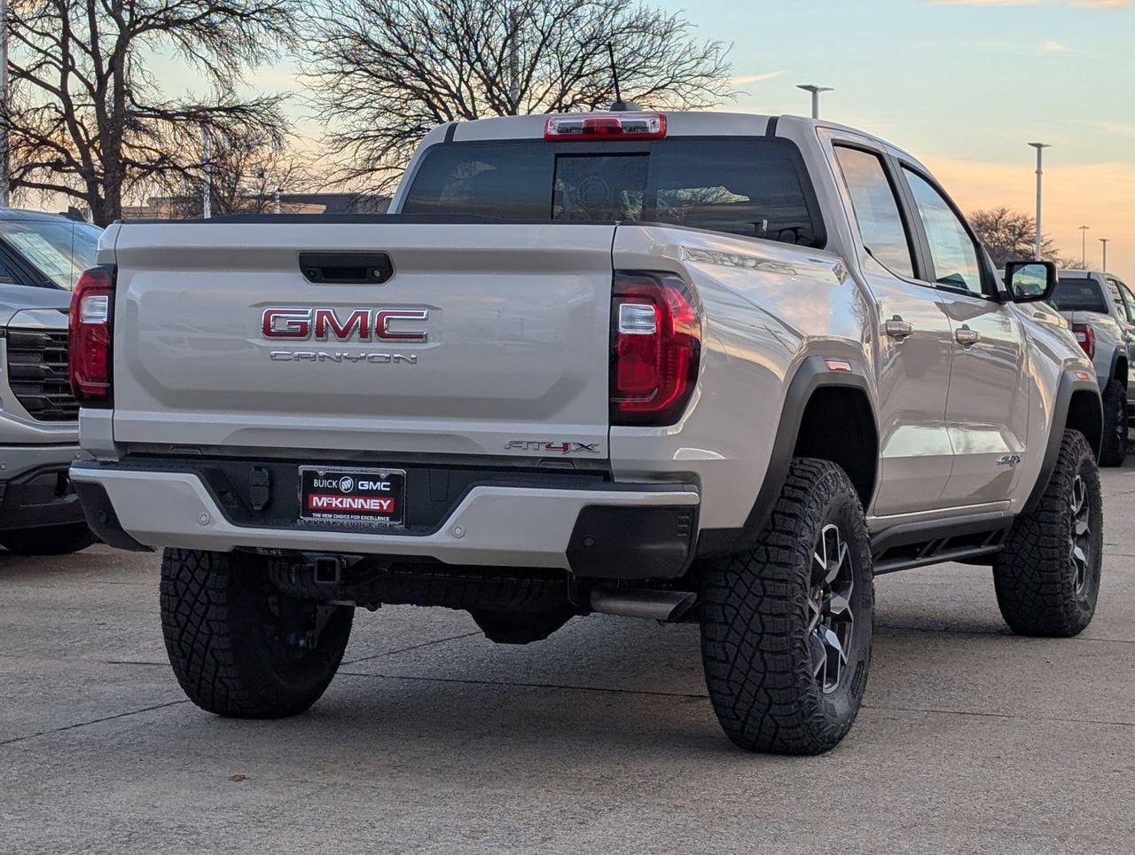 New 2026 GMC Canyon AT4X AWD/4WD image 4