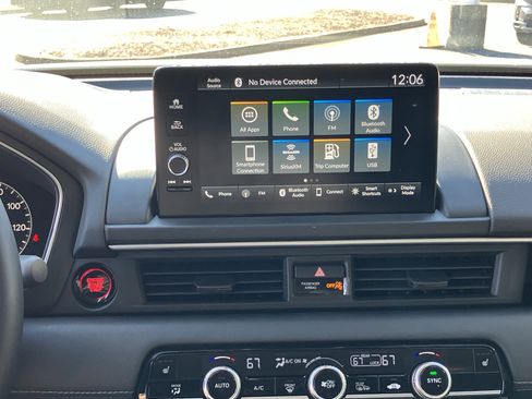 Certified 2025 Honda Pilot EX-L image 26