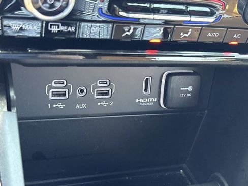 Used 2024 Jeep Grand Cherokee L Summit AWD/4WD image 41