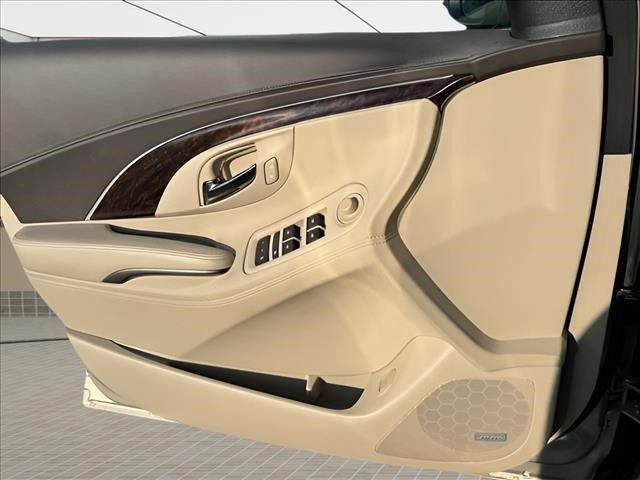 Used 2015 Buick LaCrosse Premium w/ Driver Confidence Package #1 FWD image 18