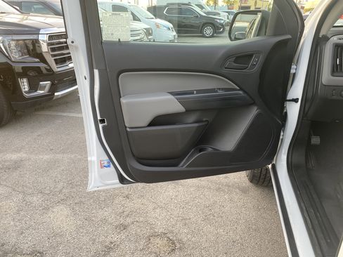 Used 2019 Chevrolet Colorado W/T w/ WT Convenience Package image 15