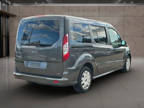 Used 2020 Ford Transit Connect XLT image 2