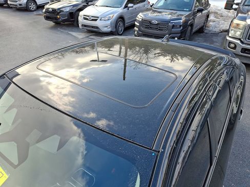 Certified 2025 Subaru Legacy Touring XT image 12