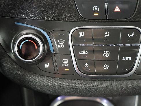 Used 2024 Chevrolet Malibu LT image 43