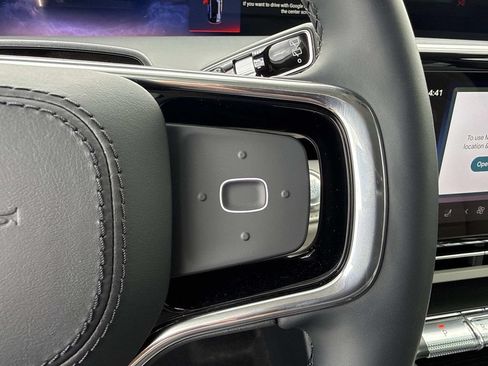 New 2026 Lincoln Nautilus Reserve AWD/4WD image 30