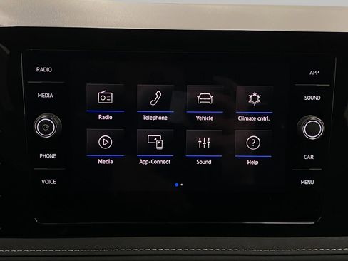 New 2026 Volkswagen Taos SE image 20