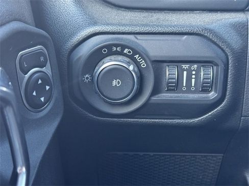 Certified 2022 Jeep Wrangler Unlimited Sport image 22