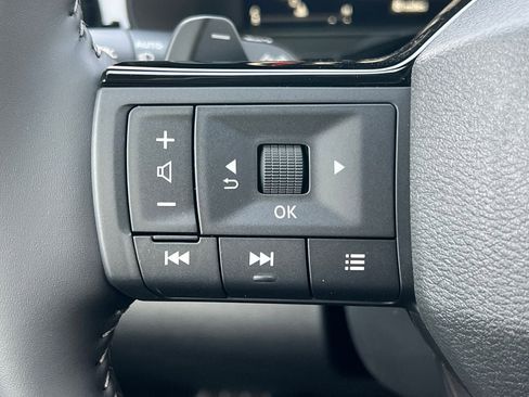 New 2026 Nissan Pathfinder SL image 20