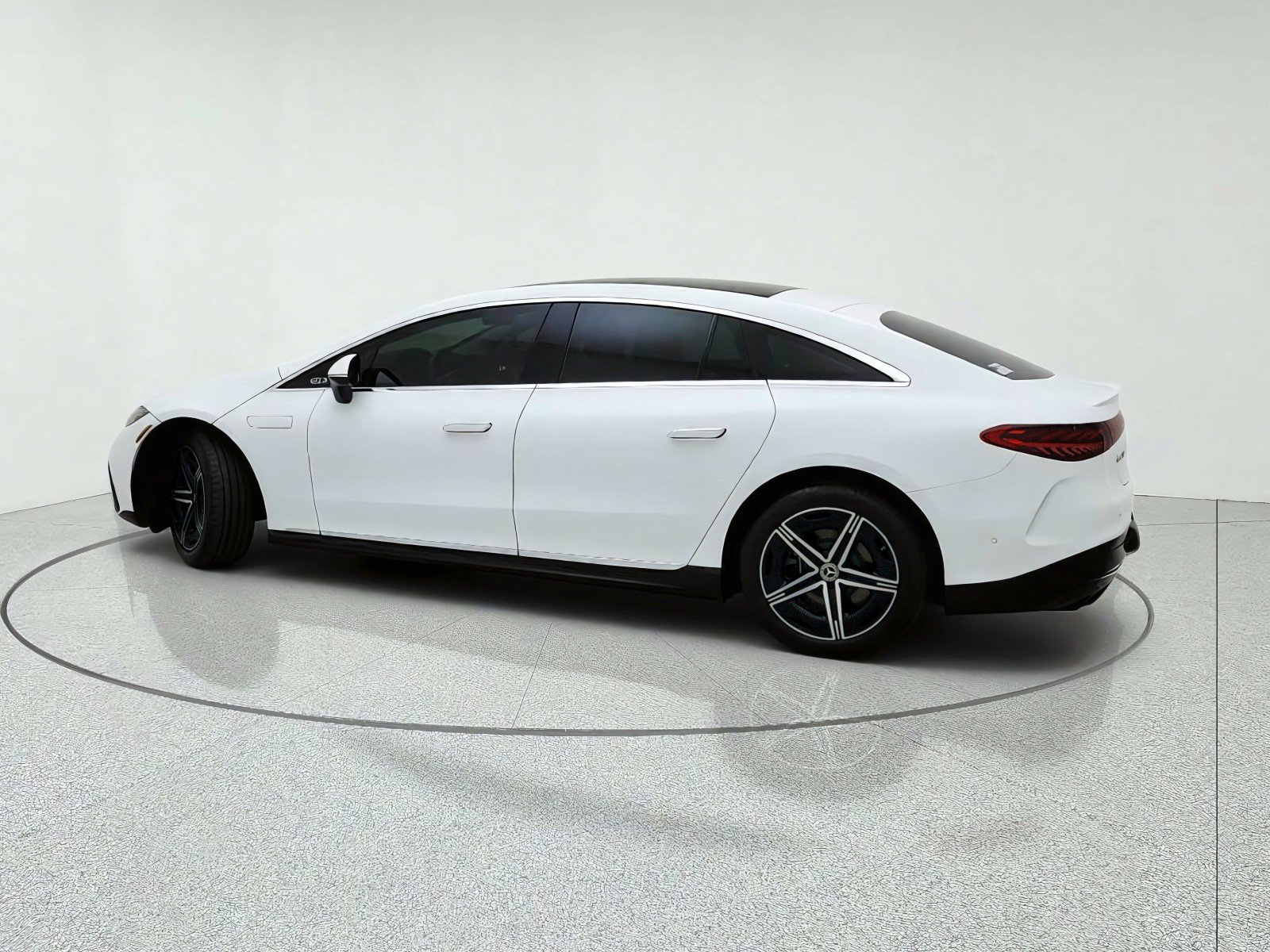 Certified 2023 Mercedes-Benz EQS 580 4MATIC Sedan image 13