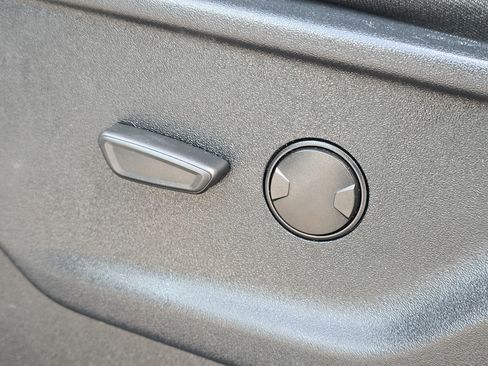 Certified 2025 Ford F250 XLT image 12