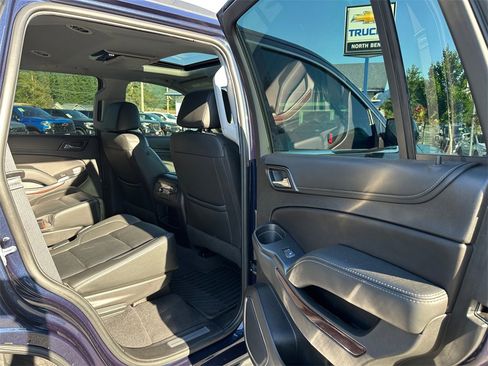Used 2019 GMC Yukon SLT w/ Open Road Package image 13