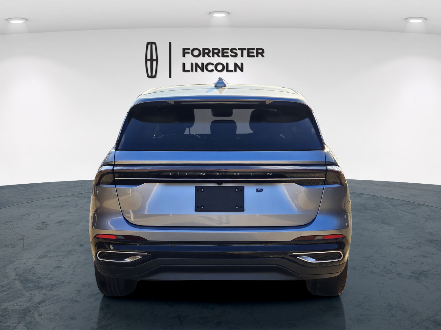 Used 2026 Lincoln Nautilus Premier w/ Equipment Group 102A AWD/4WD image 4