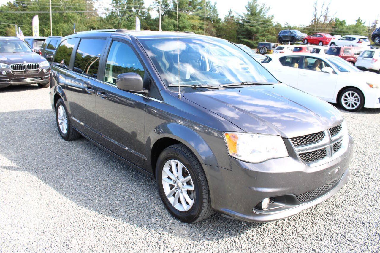 Used 2018 Dodge Grand Caravan SXT FWD image 4