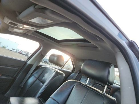 Used 2008 Cadillac STS V8 AWD w/ Preferred Equipment Group image 16