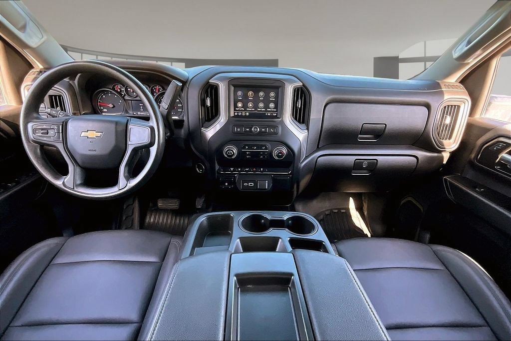 Used 2025 Chevrolet Silverado 3500 W/T AWD/4WD image 15