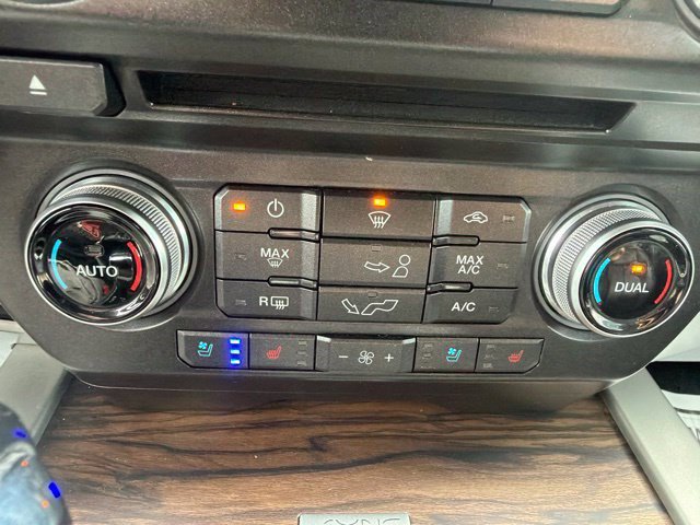 Used 2018 Ford F150 Lariat w/ Equipment Group 502A Luxury AWD/4WD image 29