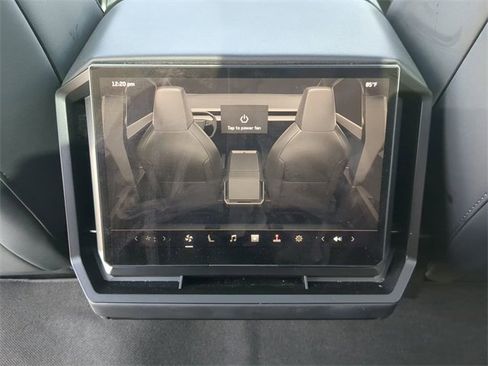 Used 2024 Tesla Cybertruck AWD Crew Cab image 15