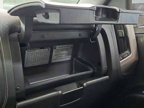 Used 2015 GMC Sierra 3500 Denali w/ Duramax Plus Package image 35