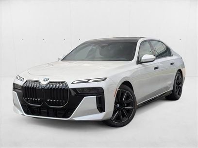 New 2025 BMW 740i w/ Premium Package
