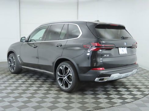 Used 2026 BMW X5 sDrive40i w/ Climate Comfort Package RWD image 8