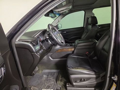 Used 2016 Chevrolet Tahoe LT w/ Luxury Package AWD/4WD image 13