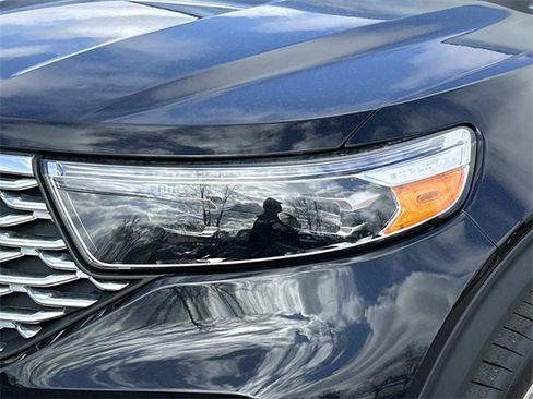 Used 2023 Ford Explorer Platinum w/ Class IV Trailer Tow Package image 9