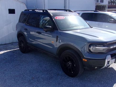 Used 2025 Ford Bronco Sport Badlands image 4
