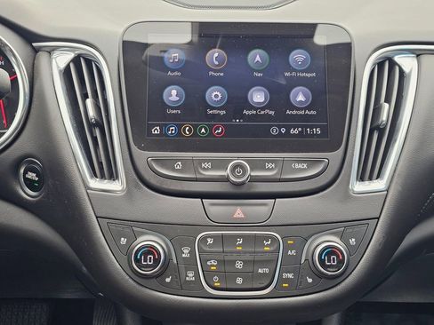 Used 2022 Chevrolet Malibu Premier FWD image 29